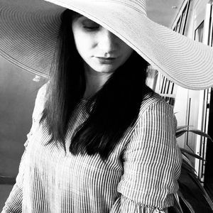 Meet your Posher, Lesia